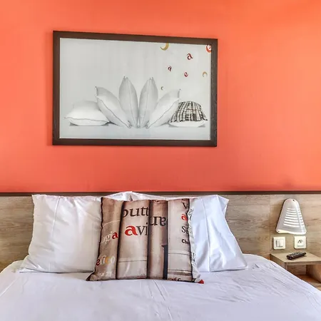 Hotel Ace Montlucon Saint-Victor-des-Oules