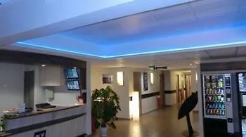 Ace Montlucon Hotel 3*
