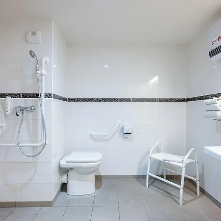 Ace Montluçon Hotel