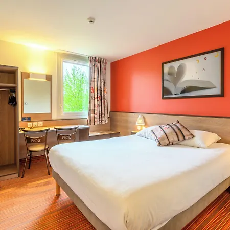 Ace Montlucon Hotel Saint-Victor-des-Oules