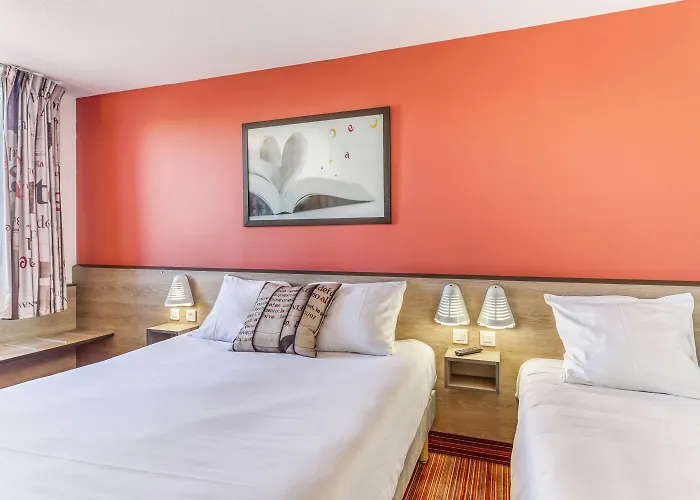 ホテル Ace Montlucon