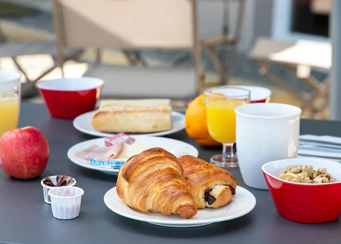 Ace Montlucon 3* Saint-Victor-des-Oules